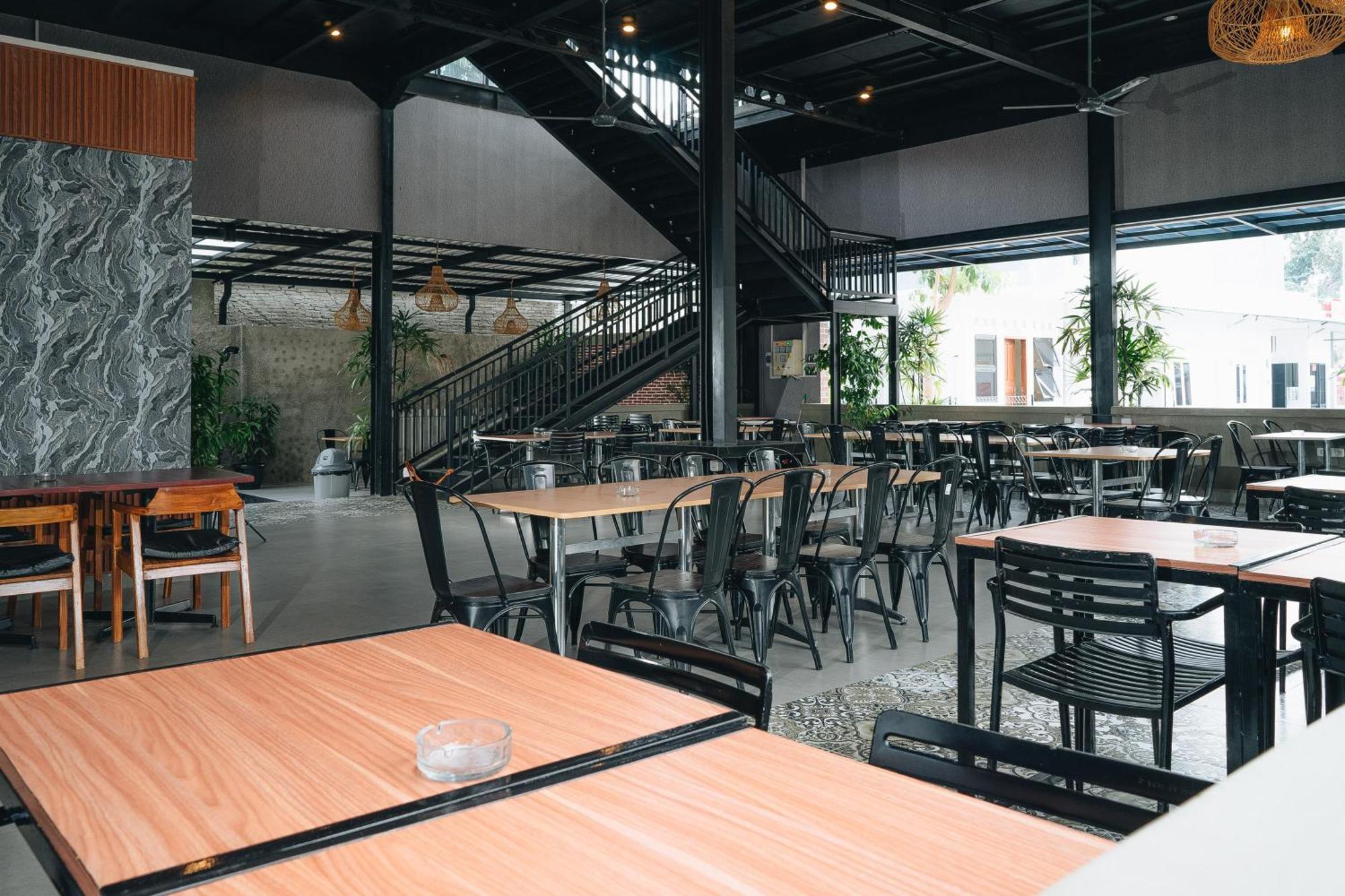 Sans Wm Hotel Blitar Exterior photo